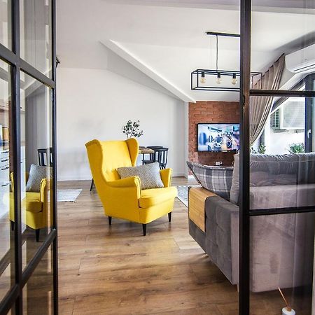 Apartamenty W37 Nowy Targ Eksteriør billede